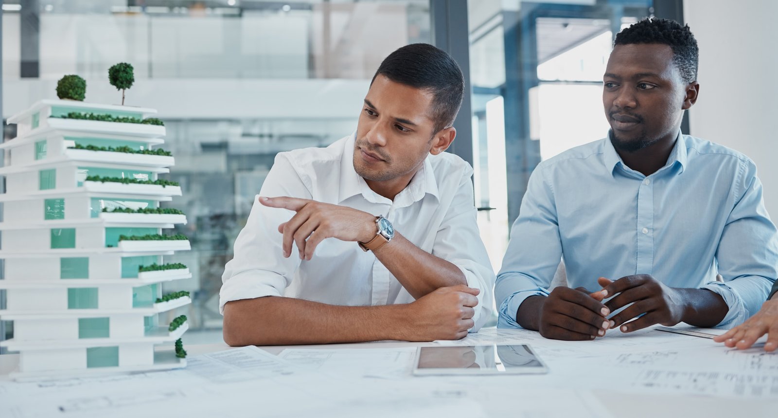 planning-architecture-and-meeting-with-business-p-2022-12-14-02-26-03-utc